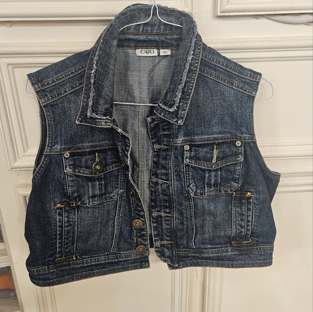 Denim vest - Picture 2 of 4